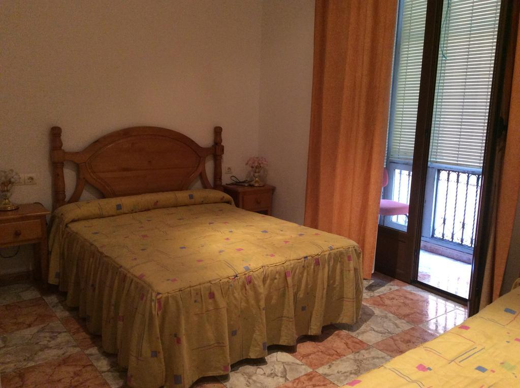 Pension Princesa Granada Buitenkant foto